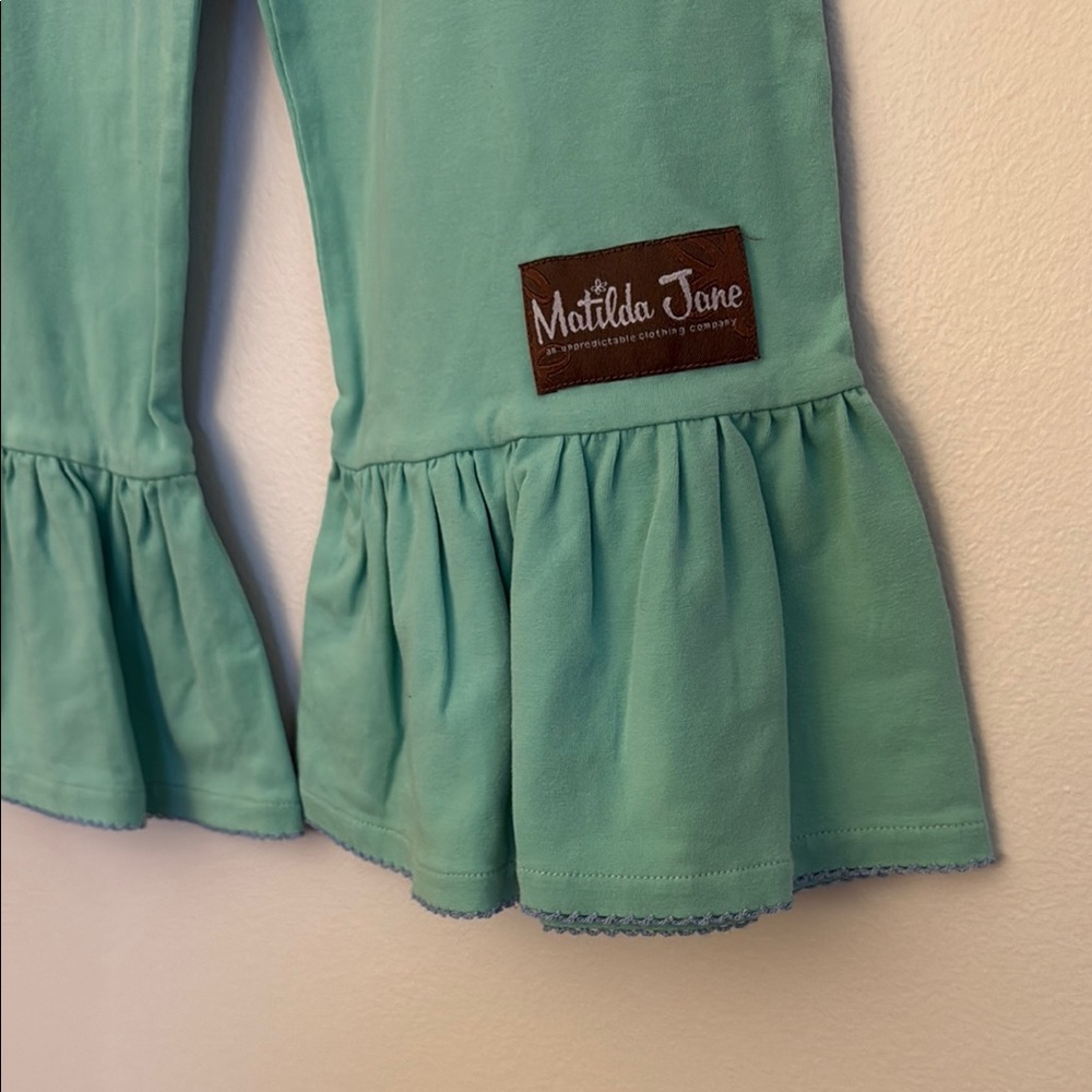 Matilda Jane Girls Seafoam Green Ruffle Leggings Size 6 Pants Crochet Trim - Picture 2 of 4